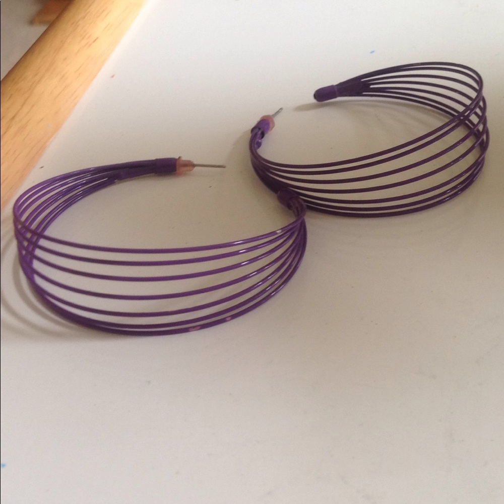 Jewelry - Picture 2 of 2